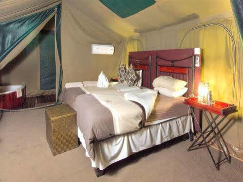 Camp Savuti Hotel Exterior foto